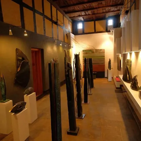 Beim Bildhauer Karl F *