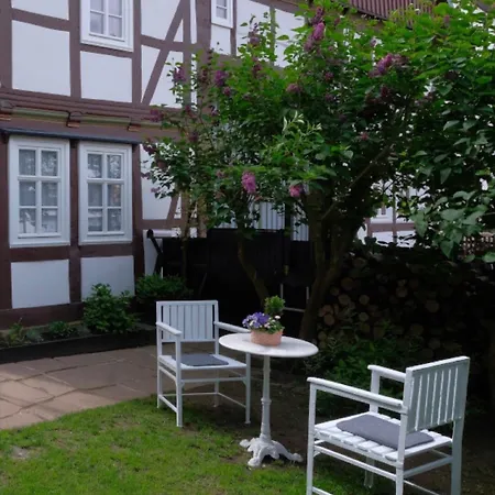 Beim Bildhauer Karl F Apartment Trendelburg