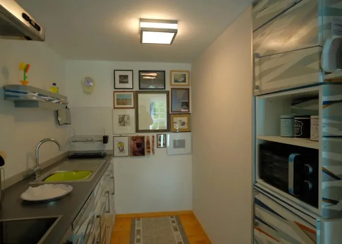 Beim Bildhauer Karl F トレンデルブルク