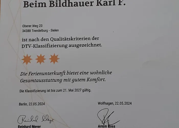 Beim Bildhauer Karl F *